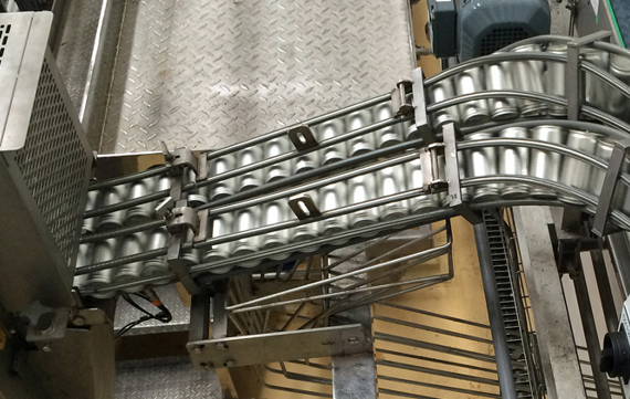 JBT-Continuous-Rotary-Pressure-Sterilizer-can-infeed