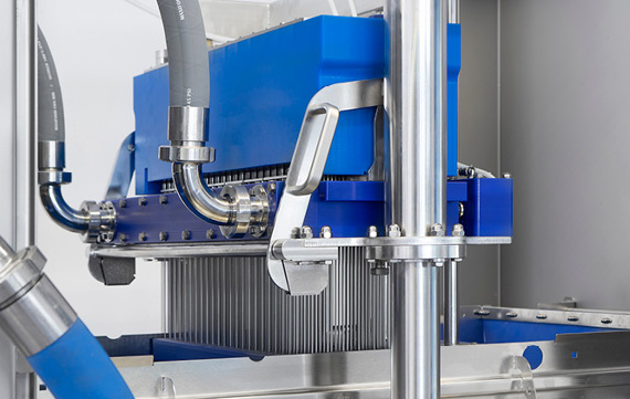 JBT_Schroeder_IMAX_600900P_Poultry_injectors_detail1