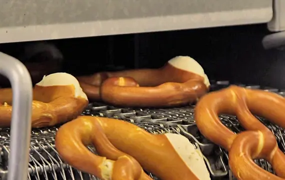 alco_Spiral_oven_ASH_Pretzels.webp